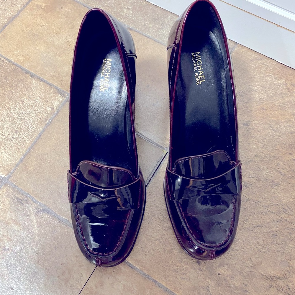 Shoes - Picture 2 of 2